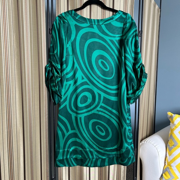 Sandra Angelozzi Dresses & Skirts - Sandra Angelozzi green silk dress